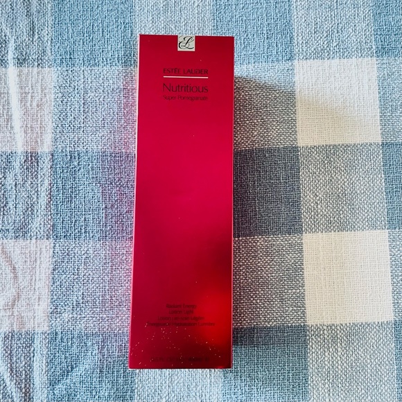 Estée Lauder Nutritious Super Light Pomegranate Lotion 13.5 fl oz NEW - Picture 2 of 3